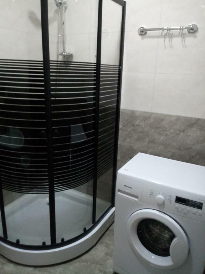 Apartamento Flat in Batumi city centre Exterior foto
